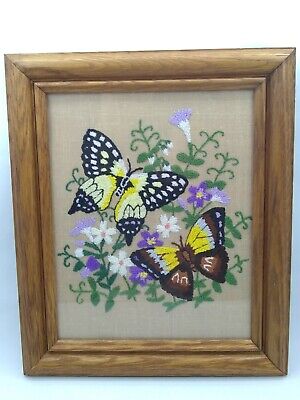 Vintage Framed Crewel Artwork W/ Flowers & Butterflies  12.5  X 10  • 44.14€