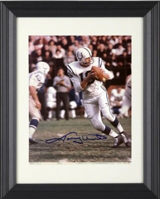 Johnny Unitas signed Baltimore Colts  Vintage 8x10 Photo Framed- Beckett Rev/COA - Image 1 of 3