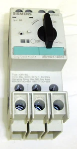 Contattore Siemens 3 poli 3R1821 1BD10 H3RV182 E05 12863EL - Foto 1 di 1
