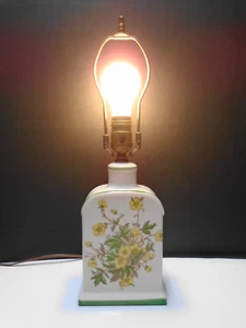 Vintage Teedose Stil Keramik Tischlampe mit Blumenmuster 17 1/2" hoch - Bild 1 von 6