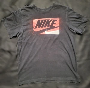 Nike Black T-Shirt Small Preowned Good Condition - Picture 1 of 2