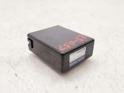 Toyota Camry LE, Electrical Cooler Relay, 1998-2001, 88650-33200, Good Condition - Image 1 of 4