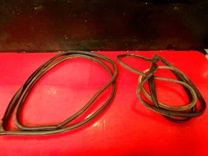 06-10 MAZDA 5 MAZDA5 VAN PASSENGER RIGHT DOOR WINDOW WEATHER STRIP RUBBER SEAL 2 - Bild 1 von 3