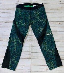 Nike Pro Women’s Capri 7/8” Leggings Geometrical Print Green Size - L - Picture 1 of 5