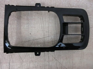 2017 MG GS TGI 1.5 Gear Stick Surround Trim Panel - Picture 1 of 11
