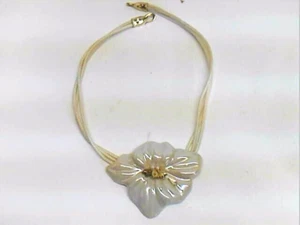 CAROL HALMY VINTAGE PORCELAIN STATEMENT NECKLACE - Picture 1 of 10