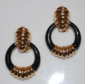 ELEGANTE VINTAGE AK SCHWARZ EMAILLE GOLD TÜRKLOPFER CREOLEN AUSSAGE CLIP AUF OHRRINGE - Bild 1 von 12