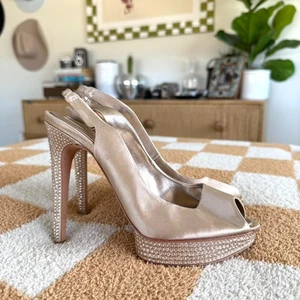 BCBGMAXAZRIA CREMEFARBENE STRASS-PUMPS MIT FÄCHERABSATZ STILETTO GRÖSSE 8 - Bild 1 von 8