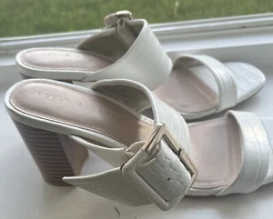 Kelly& Kate Hailee Sandal - Picture 1 of 8