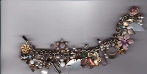 ATEMBERAUBENDES VINTAGE BETTELARMBAND Strass Emaille Blume Italienisch Hochzeit Perle - Bild 1 von 1
