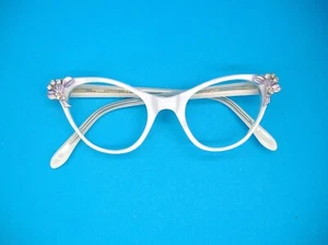 Vintage Pearl Cat eye Glasses Eyeglasses Sunglasses France Pink Flowers NOS - Picture 1 of 9