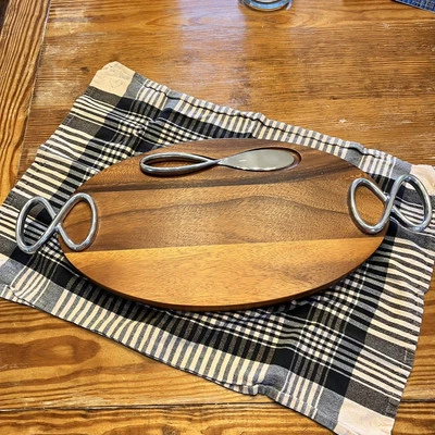 Nambé Wood and Metal Infinity Oval Charcuterie Cheese Board/Modernist/Wei Young - Image 1 of 4