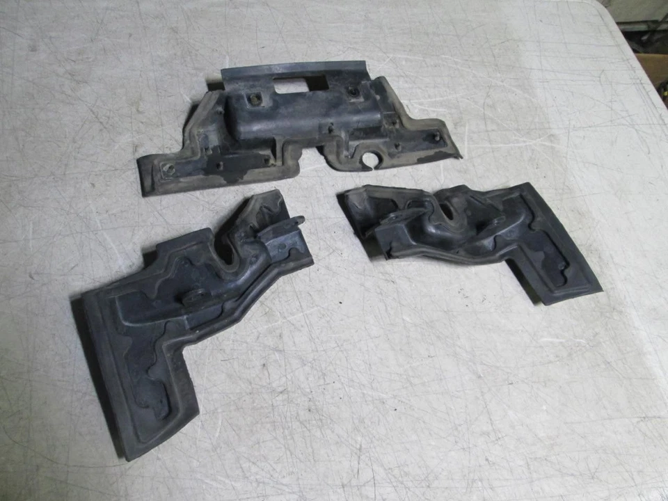 86 - 01 02 Kawasaki Voyager XII ZG1200 Factory Cowling Frame Lower Splash Covers - Image 1 of 1