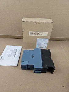  Siemens 3RW4026-1TB04 Soft Starter - NEW  - Picture 1 of 5