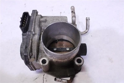 Used Fuel Injection Throttle Body fits: 2006 Toyota Rav4 Throttle Valve Assembly Foto 1 de 4