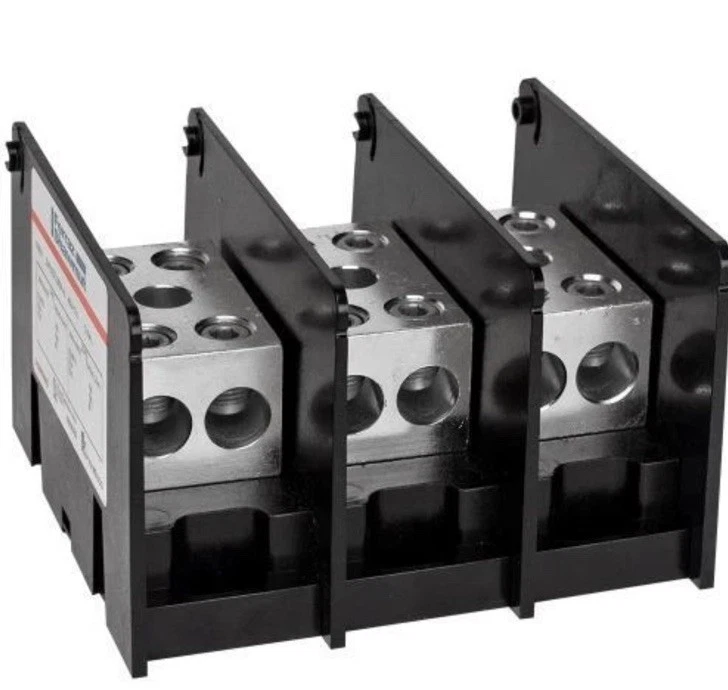 FERRAZ-SHAWMUT MPDB67523, PDB, 460A, 3-pole, 2 holes (in) 4/0-#10, 2 holes (out) 4/0-#10