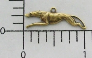 40653 Galgo Perro Dije Joyería Hallazgo Latón Oxidado - Imagen 1 de 1