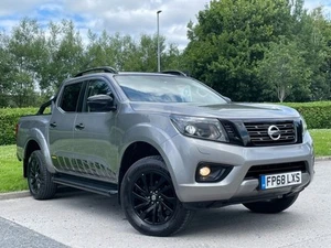 2018 Nissan Navara 2.3 dCi N-Guard Pickup Double Cab 4dr Diesel Auto 4WD Euro 6  - Picture 1 of 24