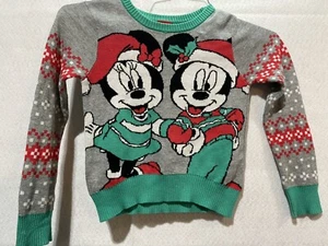 Disney christmas sweater- childs 4-5 - Picture 1 of 4