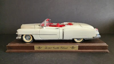 DANBURY MINT 1953 CADILLAC ELDORADO 1/16 NO BOX DC - Image 1 of 4