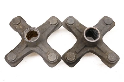 04 Bujes de rueda trasera izquierda y derecha Yamaha YFZ450 2x4 Foto 1 de 4