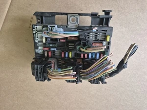 Sicherungskasten PEUGEOT 308 cc / CITROEN 9664706380 - Bild 1 von 24