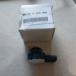 Sensor de control de distancia de estacionamiento BMW PDC Hockenheim plateado 66202220666 genuino B7 - Imagen 1 de 3