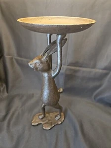 Kreativer Kerzenhalter Hase aus Gusseisen in Antik Bronze Schmuck Buchstabenhalter - Bild 1 von 6