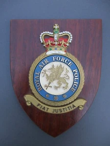 Royal Air Force Police Coat of Arms Shield Plaque. - Picture 1 of 2
