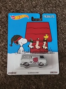 2016 Real Riders - PEANUTS - 66 Dodge A100 - HOT WHEELS 1:64 - Picture 1 of 2