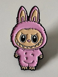 Lindo pin esmaltado Labubu/Lafufu (rosa) - Imagen 1 de 2