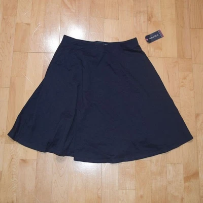 ¡Nuevo con etiquetas!  UNIFORME ESCOLAR NÁUTICA Adolescentes Juniors Talla 5 Falda Azul Marino Foto 1 de 4