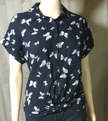 Camisa tejida No Boundaries para mujer talla 1 con patrón de mariposa negra extra pequeña nueva con etiquetas Foto 1 de 4