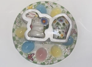 Bandeja de huevos de Pascua de colección con salero y pimentero K-Mart nueva - Imagen 1 de 4