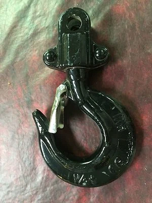 3000 lb SWIVEL LIFTING HOOK