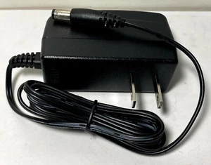 Zasilacz prądu stałego do MFJ-259B MFJ-945E MFJ-949E MFJ-993B 127512VDC 1 amp MFJ-1312 - Zdjęcie 1 z 2