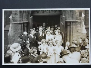 Wedding Theme (9) BRIDE & GROOM Best Man & Maids & Flowers Old RP Postcard - Picture 1 of 2