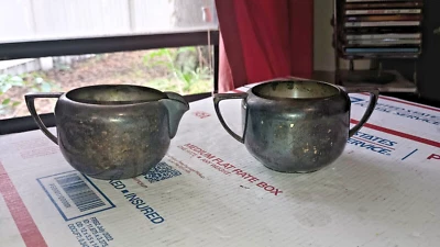 Juego de crema y azucarero vintage Tudor Plate Oneida Community 609 plateado Foto 1 de 4