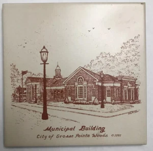 Untersetzer Keramik Wandfliese Grosse Spitzenwald Gemeindegebäude 6x6 1991 AA - Bild 1 von 2