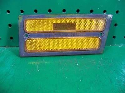 1980 80 Pontiac Phoenix Drivers Luz Delantera Izquierda Señal Delantera Marcador Lateral Foto 1 de 4