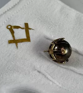 Antique Masonic Folding Orb Ball Pendant 9ct Gold on Silver Engraved Cross- 12g - Picture 1 of 6