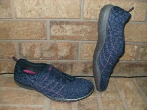 NEW SKECHERS RELAXED FIT-BREATHE EASY SLIP-ON SHOE LADY'S 11 B/NAVY MSRP $70 - Picture 1 of 5