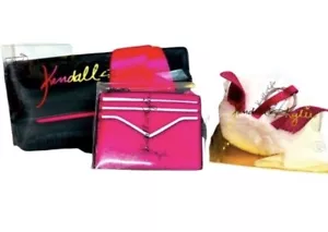 Kendall & Kylie Pinselhalter, Schlüsselanhänger, Geldbörse - Bild 1 von 5