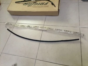 SEAT IBIZA CORDOBA VW PROFILO LUNOTTO GUARNIZIONE COPERTURA SUPERIORE 6K5853357 - Imagen 1 de 7