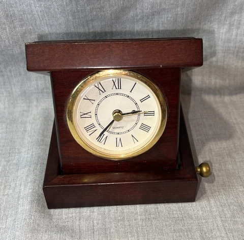 BOMBAY MAHOGANY WOODEN QUARTZ DESK CLOCK Works With Instructions Cover