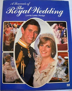 **A SOUVENIR OF THE ROYAL WEDDING OF PRINCE CHARLES & DIANA PRINCESS OF WALES ** - Bild 1 von 5