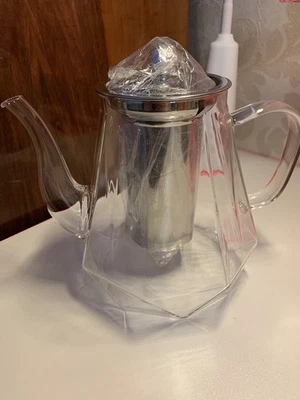 Heat Resistant Glass Tea Pot 1200ml With Stainless Steel Infuser.  - Image 1 of 4