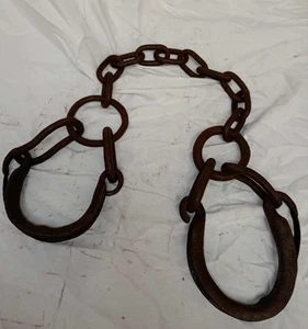ANTIKE GEFÄNGNISFESSELN GEFÄNGNIS GEFANGENE BEINSCHELLEN FESSELN BEIN EISEN URALT SCHLOSS - Bild 1 von 20