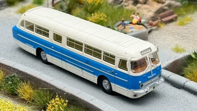 Brekina Ikarus 55 Überlandbus "Deutsche Post Studio Technik DDR Fernsehen" 1:87 - Bild 1 von 2