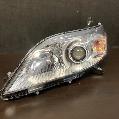 2011-2019 Toyota Sienna Driver Front Headlight  3457NAK-CF OEM With Bulbs Foto 1 de 4